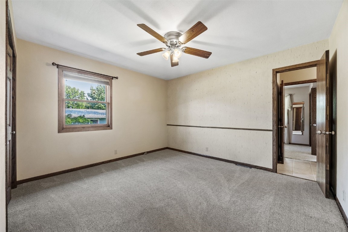 3858 Northwood Drive NE Cedar Rapids IA 52402