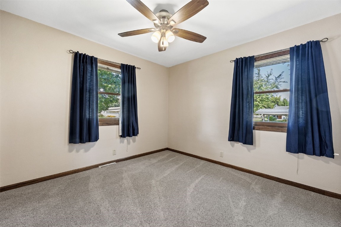 3858 Northwood Drive NE Cedar Rapids IA 52402