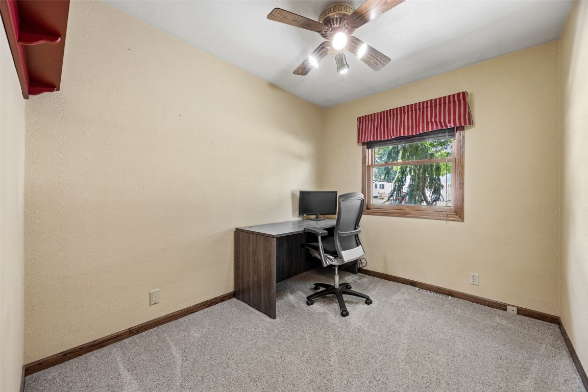 3858 Northwood Drive NE Cedar Rapids IA 52402