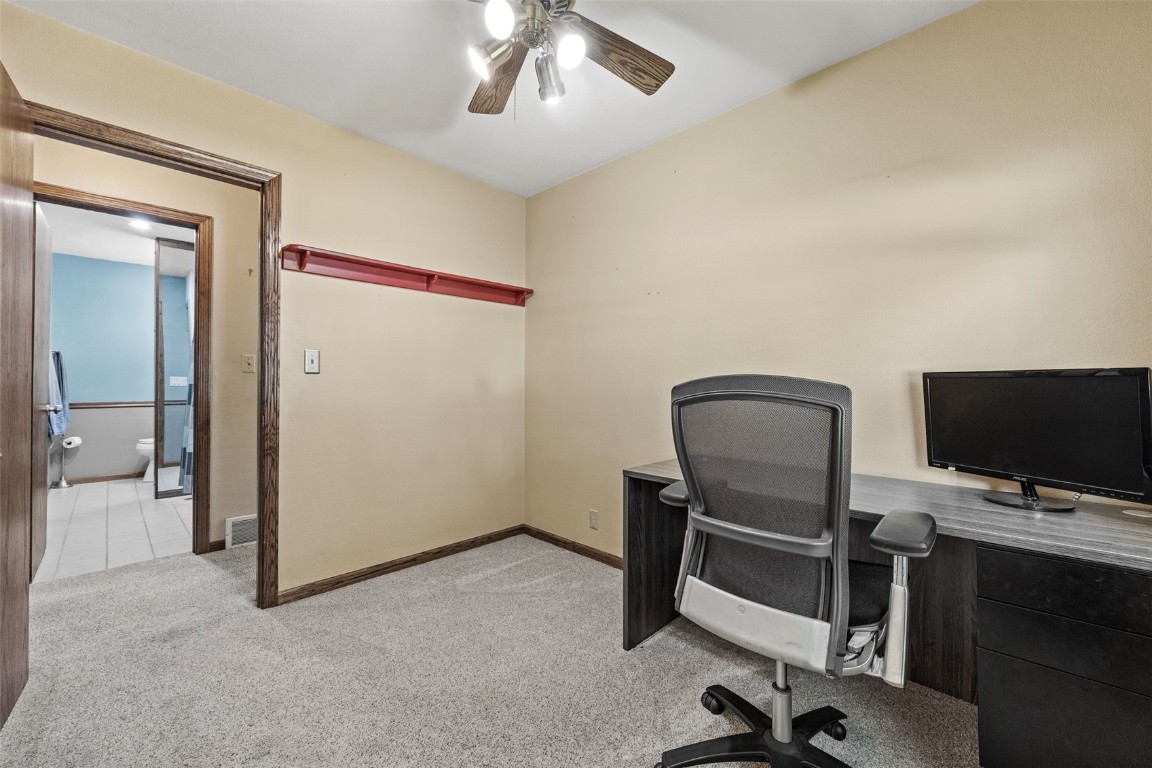 3858 Northwood Drive NE Cedar Rapids IA 52402