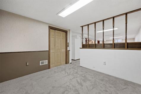 3858 Northwood Drive NE Cedar Rapids IA 52402