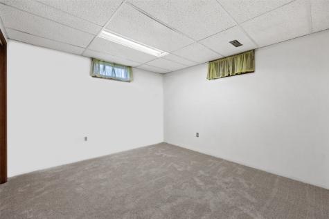 3858 Northwood Drive NE Cedar Rapids IA 52402