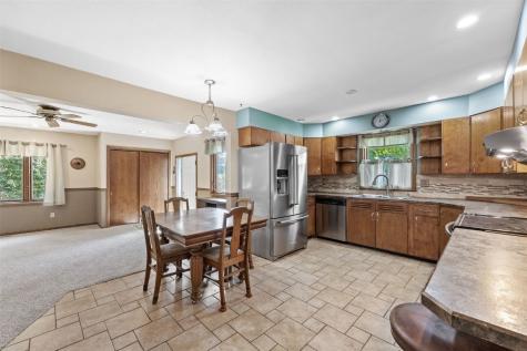 3858 Northwood Drive NE Cedar Rapids IA 52402
