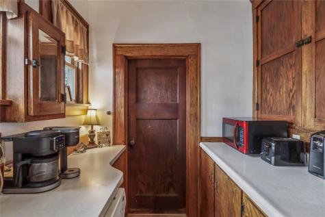 527 SW Swisher View Drive Swisher IA 52338