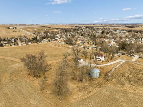 527 SW Swisher View Drive Swisher IA 52338