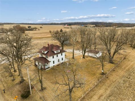 527 SW Swisher View Drive Swisher IA 52338