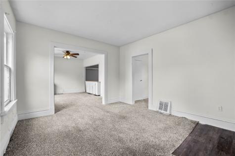658 15th Avenue SW Cedar Rapids IA 52404