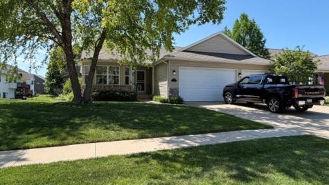 3411 Forest Valley Court NE Cedar Rapids IA 52411