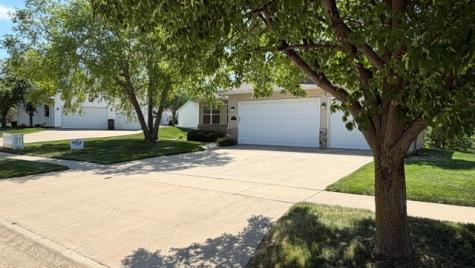 3411 Forest Valley Court NE Cedar Rapids IA 52411