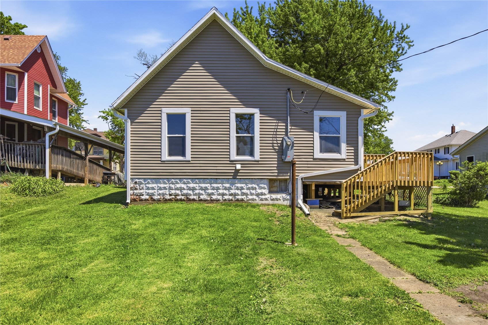 310 5th Avenue Clarence IA 52216