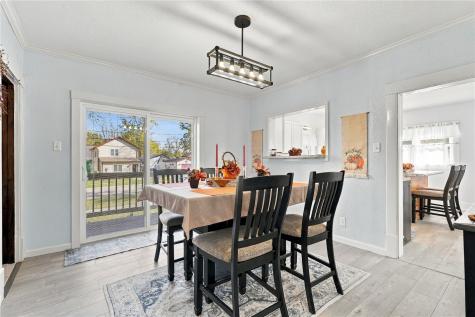 409 3rd Street SE Independence IA 50644