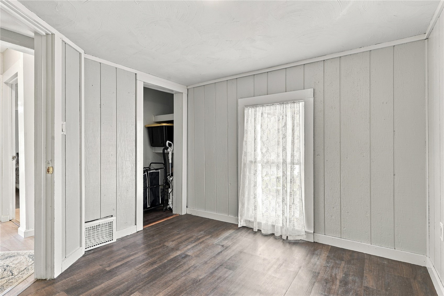 409 3rd Street SE Independence IA 50644
