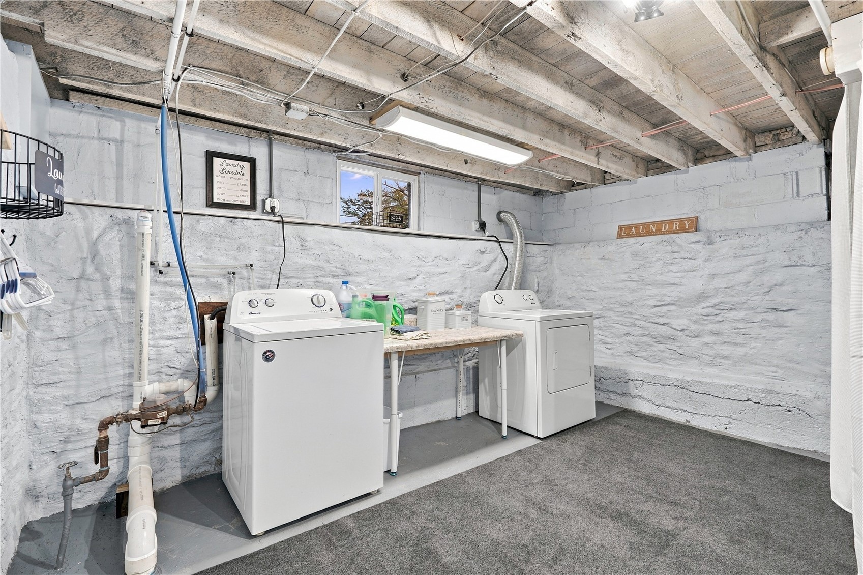 409 3rd Street SE Independence IA 50644