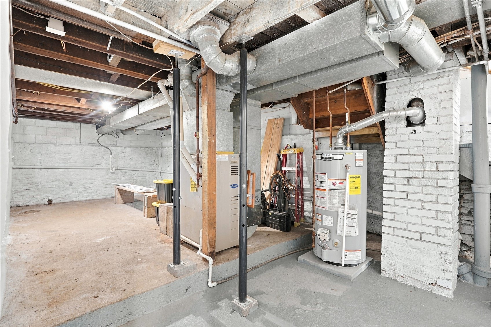 409 3rd Street SE Independence IA 50644