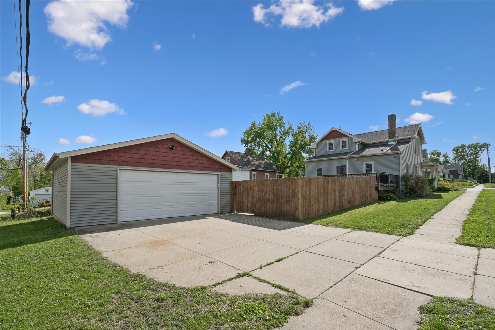 387 11th Street Marion IA 52302