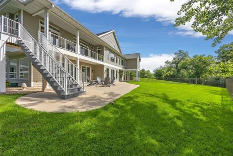 3003 Cedar River Court NE Cedar Rapids IA 52411