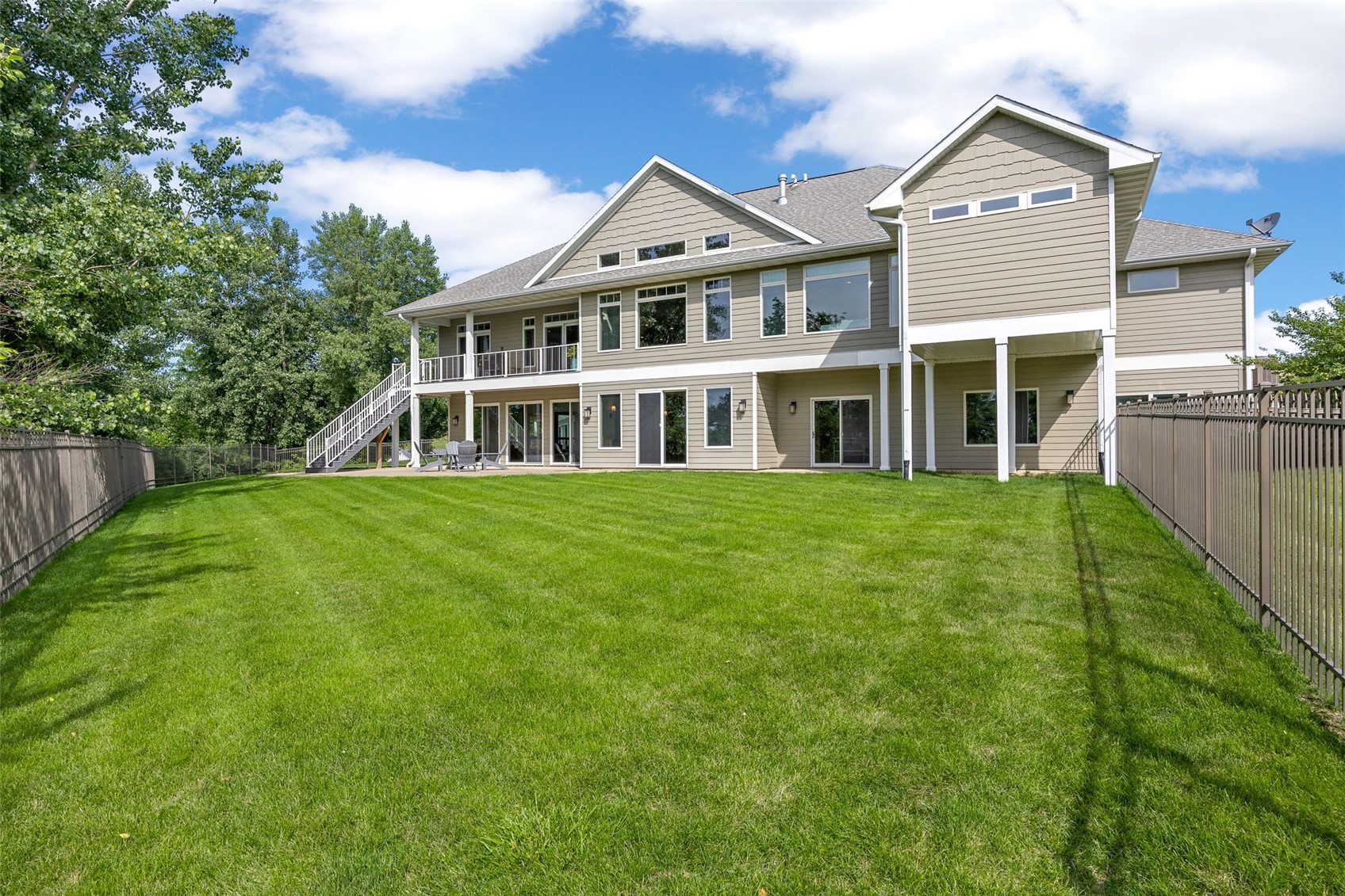 3003 Cedar River Court NE Cedar Rapids IA 52411