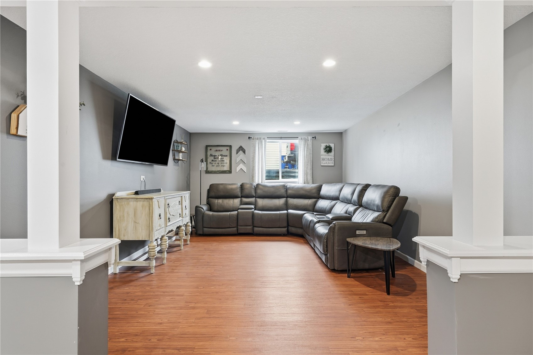 209 Agape Avenue Urbana IA 52345