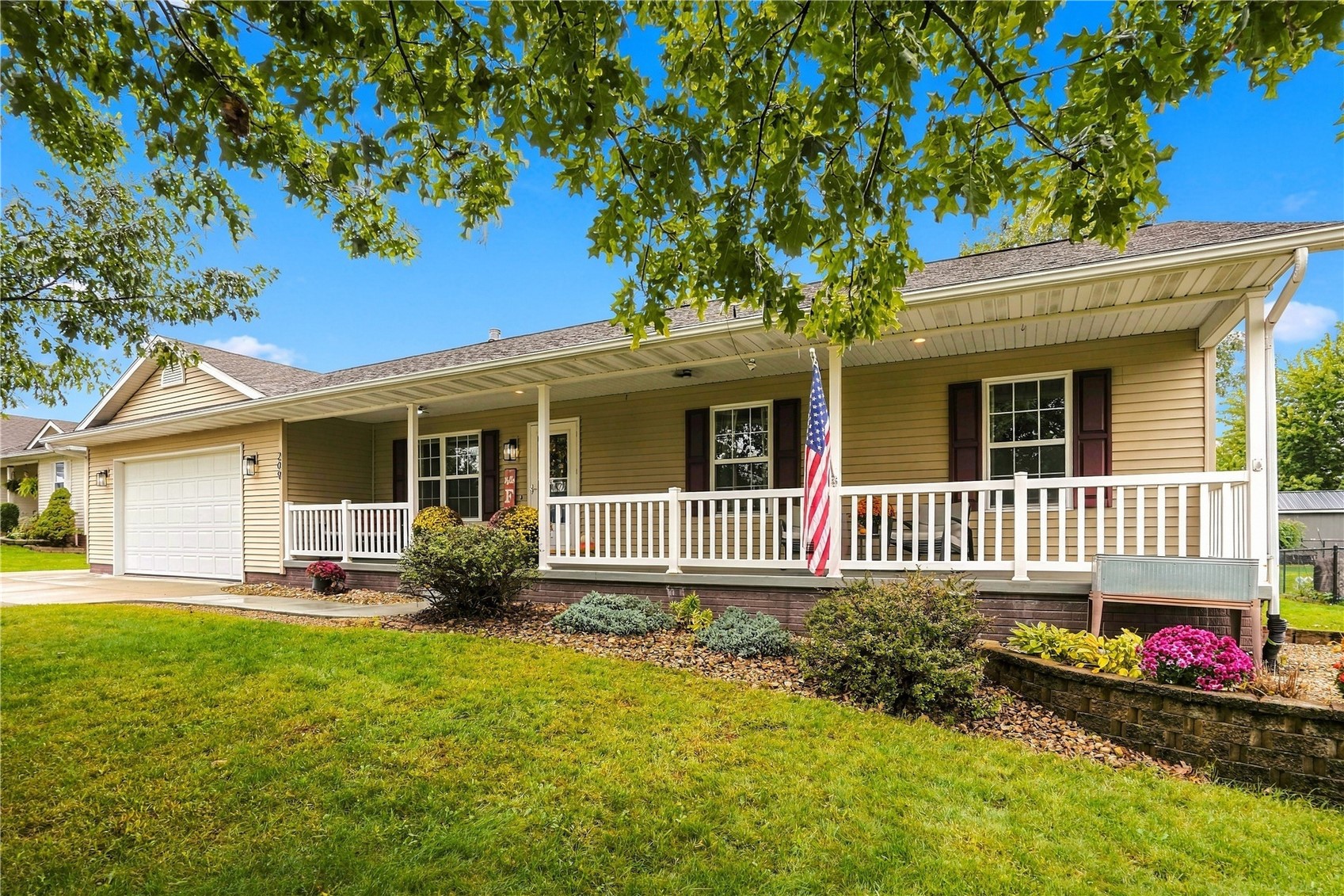 209 Agape Avenue Urbana IA 52345