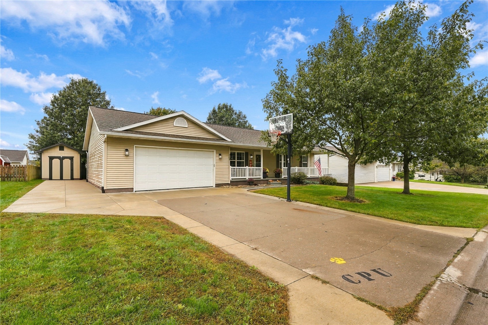 209 Agape Avenue Urbana IA 52345