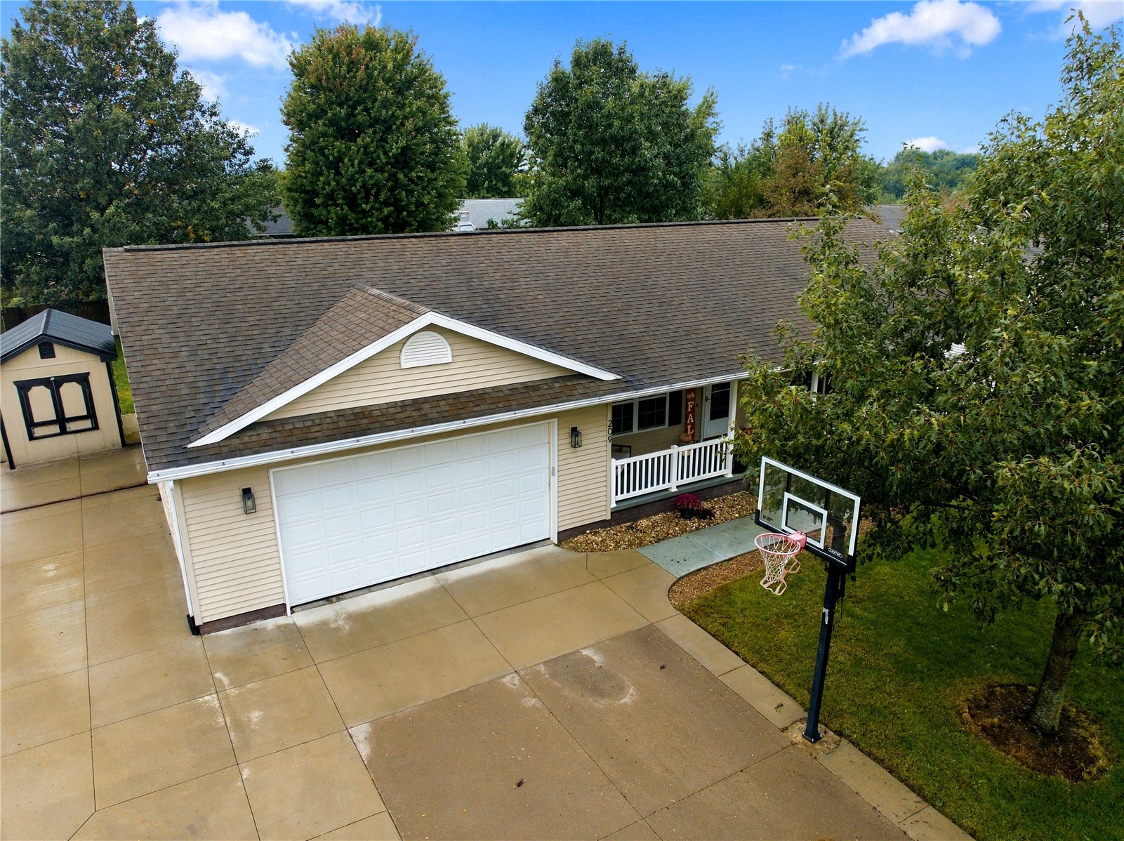 209 Agape Avenue Urbana IA 52345