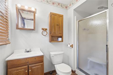 823 D Avenue NW Cedar Rapids IA 52405