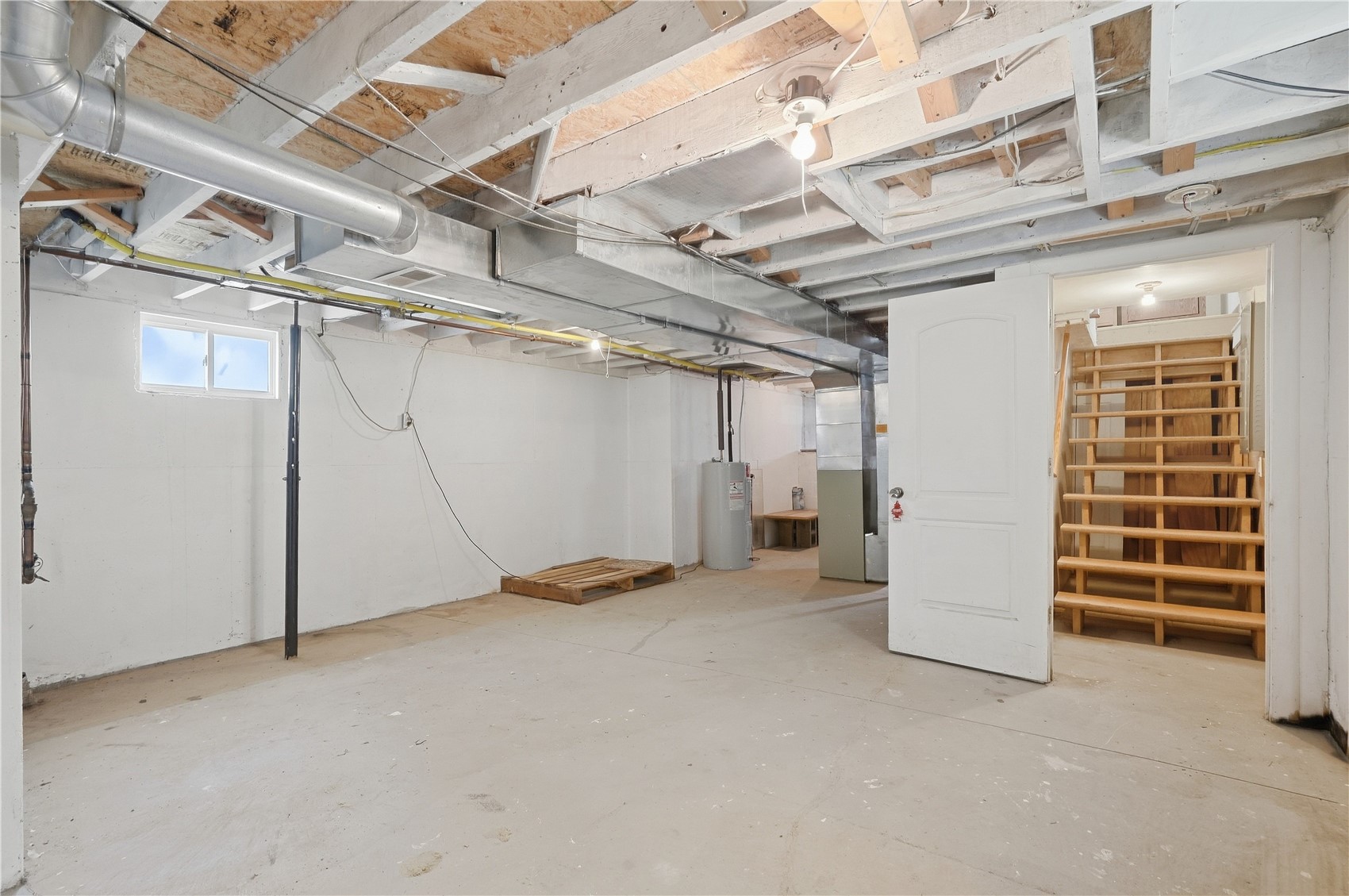 823 D Avenue NW Cedar Rapids IA 52405