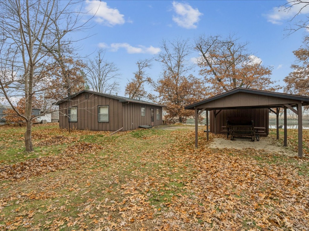 952 Ivanhoe Circle Mt Vernon IA 52314