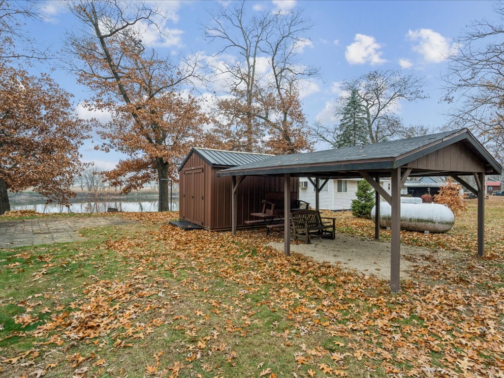 952 Ivanhoe Circle Mt Vernon IA 52314