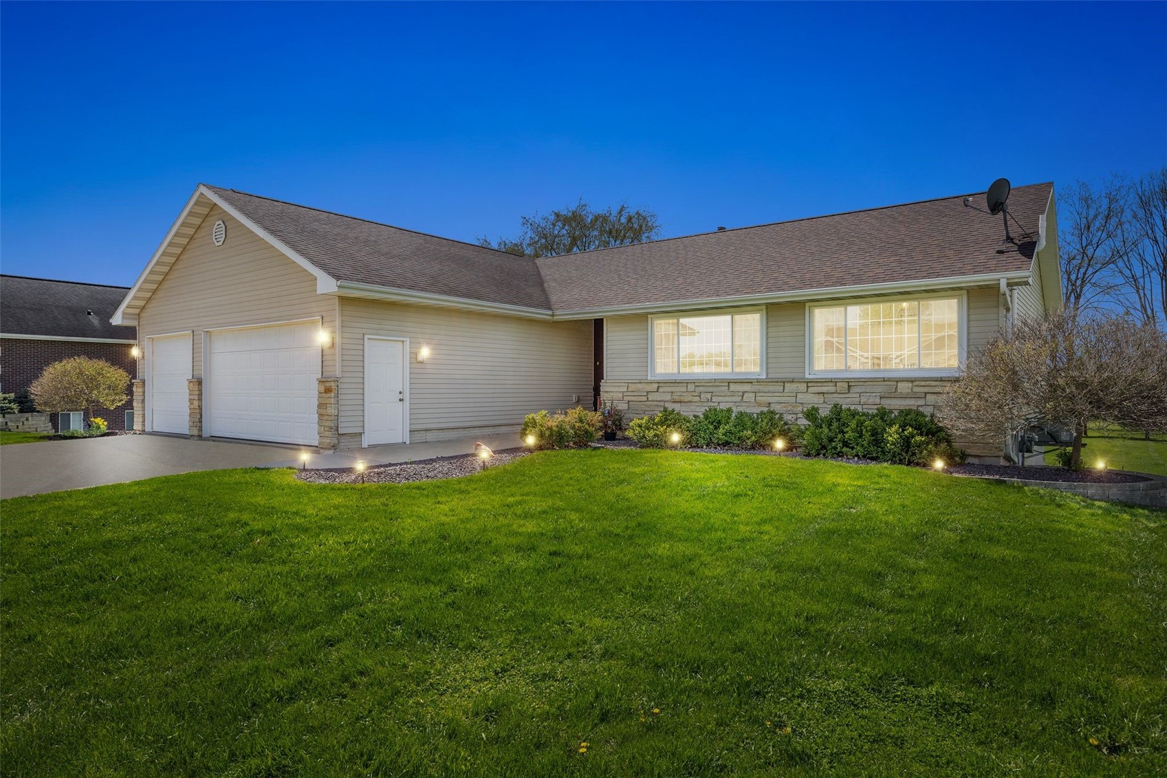 800 Kaitlynn Avenue Anamosa IA 52205