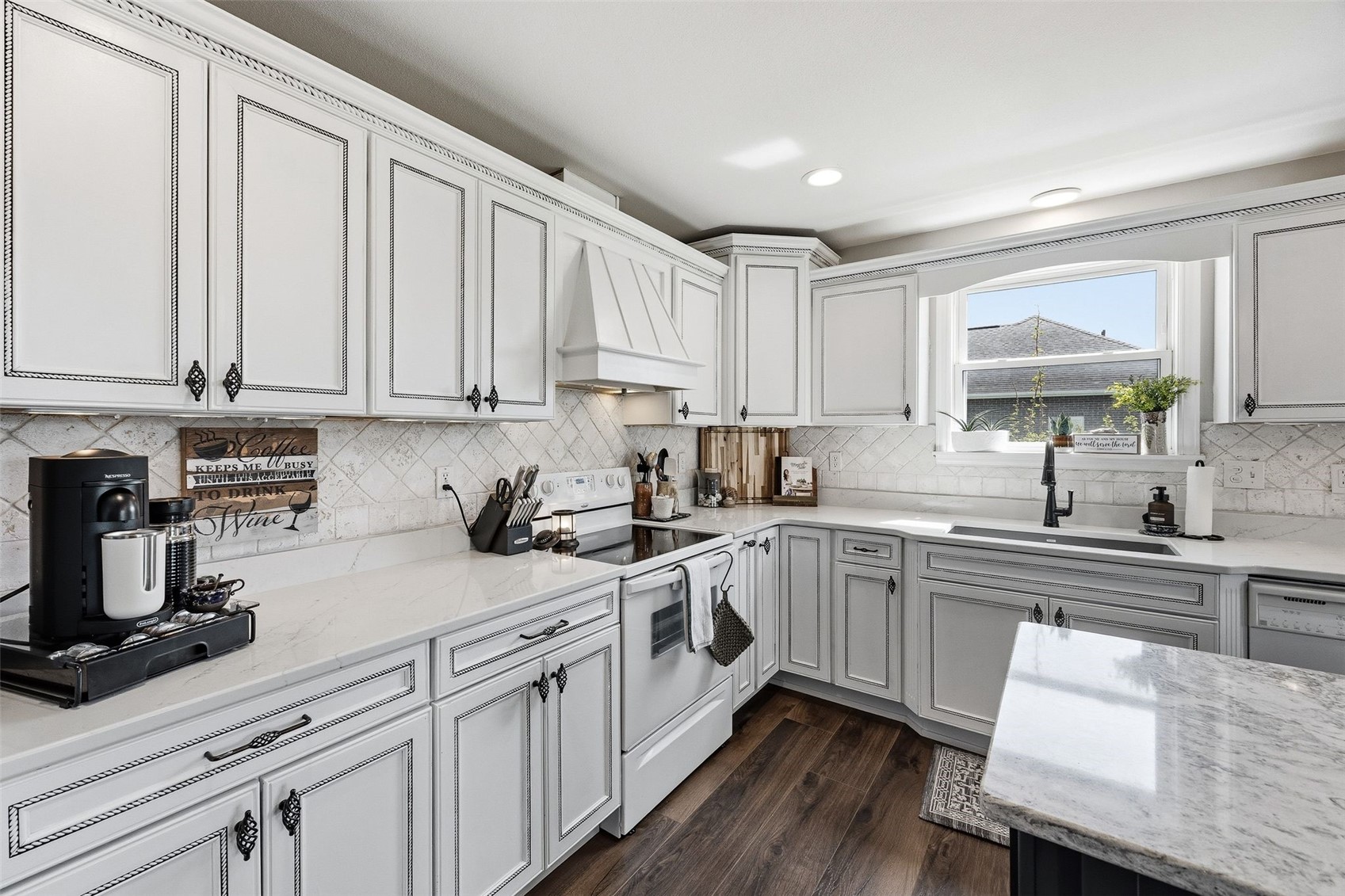 800 Kaitlynn Avenue Anamosa IA 52205