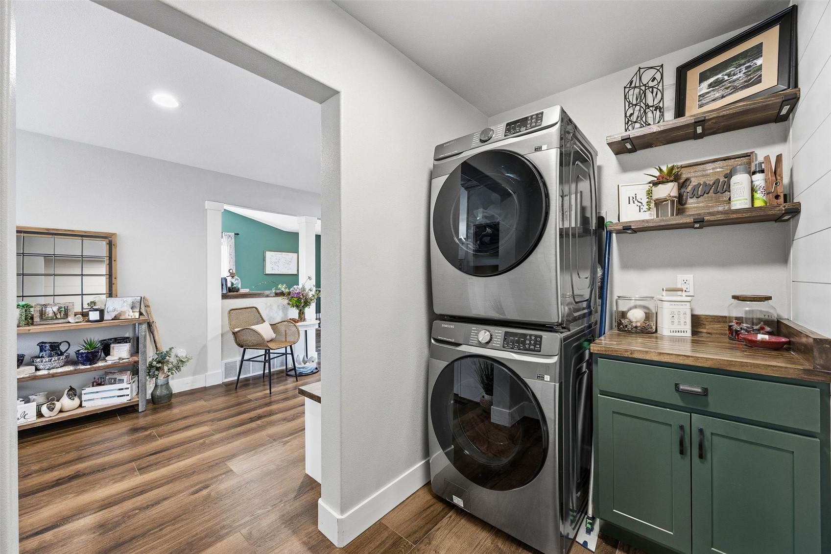 800 Kaitlynn Avenue Anamosa IA 52205