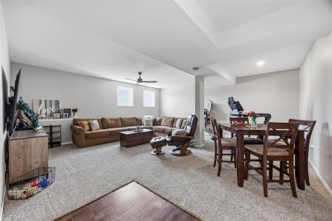 800 Kaitlynn Avenue Anamosa IA 52205