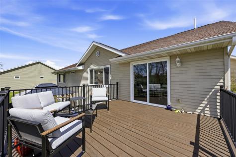 800 Kaitlynn Avenue Anamosa IA 52205