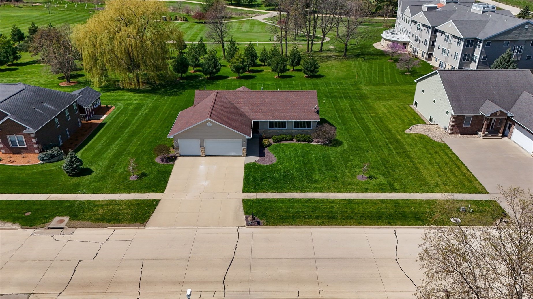 800 Kaitlynn Avenue Anamosa IA 52205