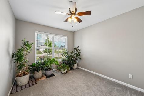 1395 Applewood Drive Fairfax IA 52228