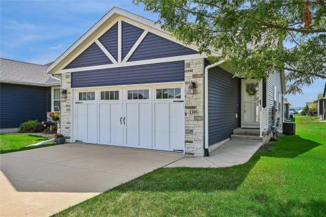 1395 Applewood Drive Fairfax IA 52228
