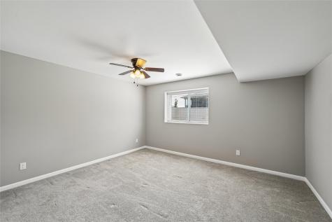 1395 Applewood Drive Fairfax IA 52228