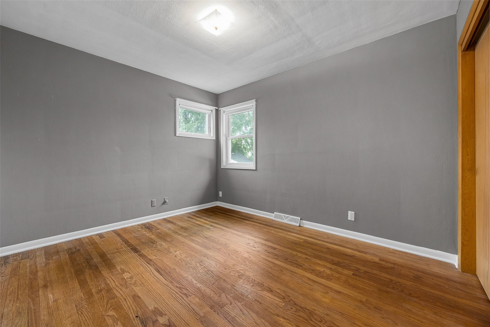 1015 29th Street NE Cedar Rapids IA 52402