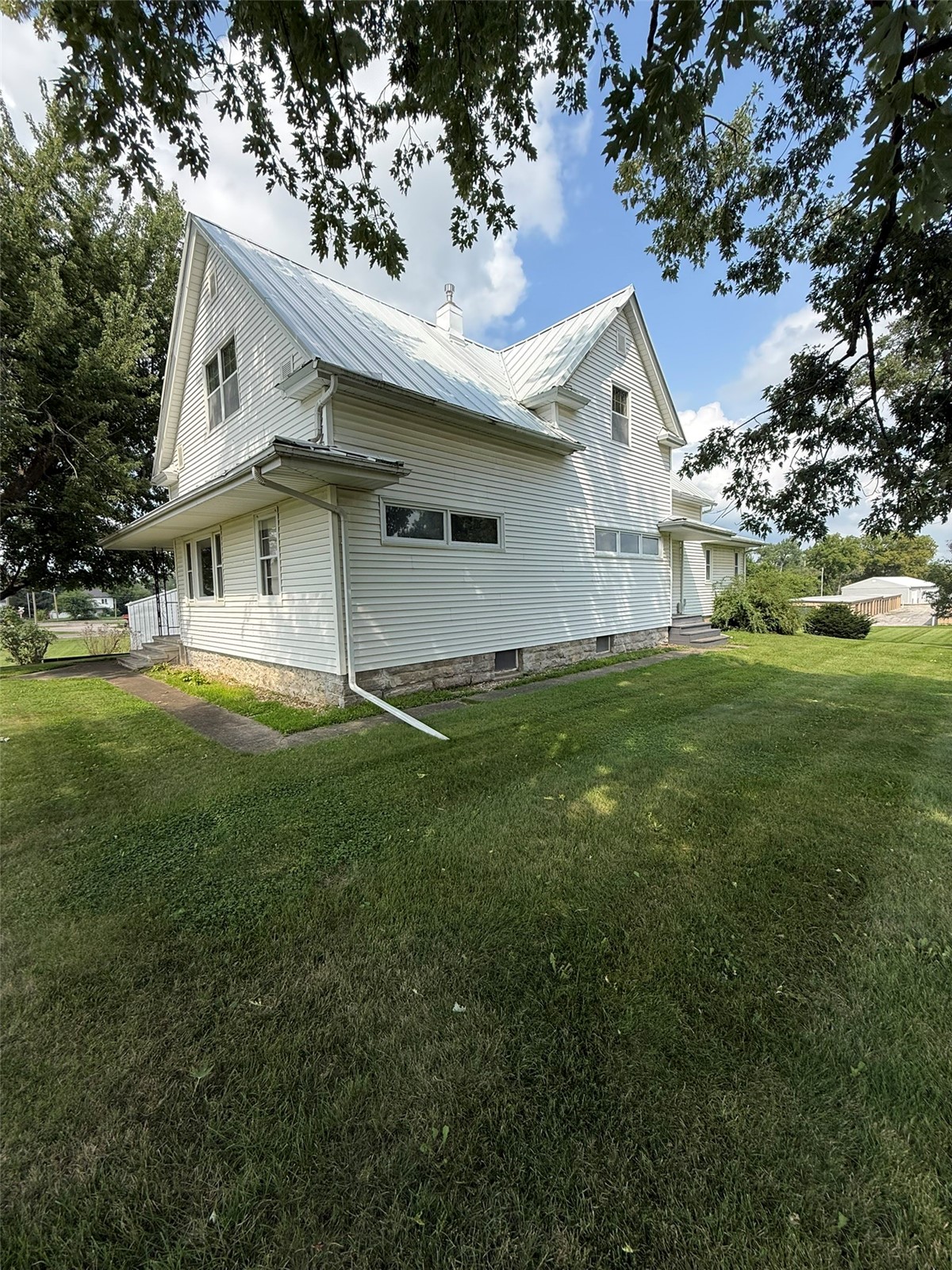 205 Grand Avenue Shellsburg IA 52332