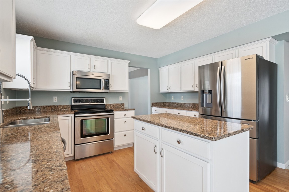 7730 Burr Ridge Drive NE Cedar Rapids IA 52402