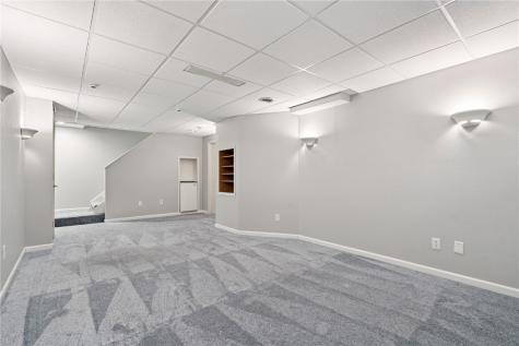 7730 Burr Ridge Drive NE Cedar Rapids IA 52402
