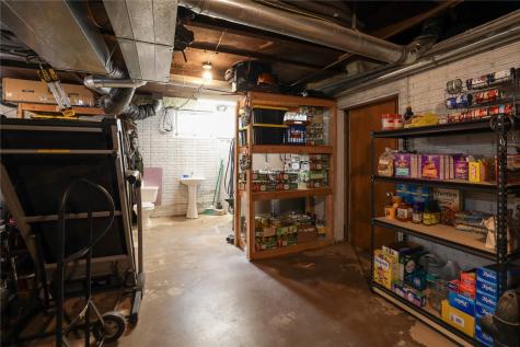 122 Cedar Park Road Mt Vernon IA 52314