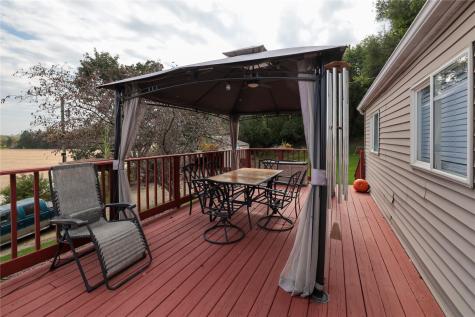 122 Cedar Park Road Mt Vernon IA 52314