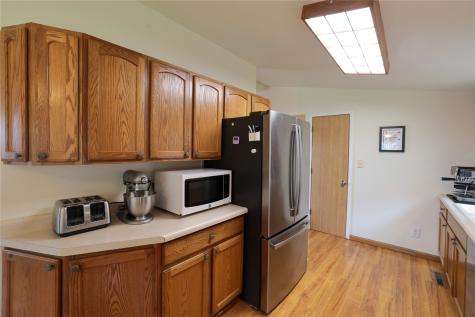 122 Cedar Park Road Mt Vernon IA 52314