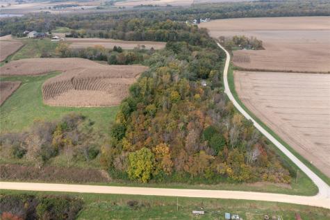 122 Cedar Park Road Mt Vernon IA 52314