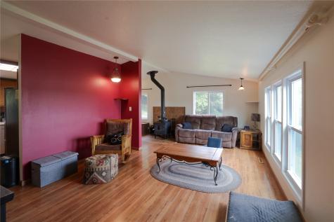 122 Cedar Park Road Mt Vernon IA 52314
