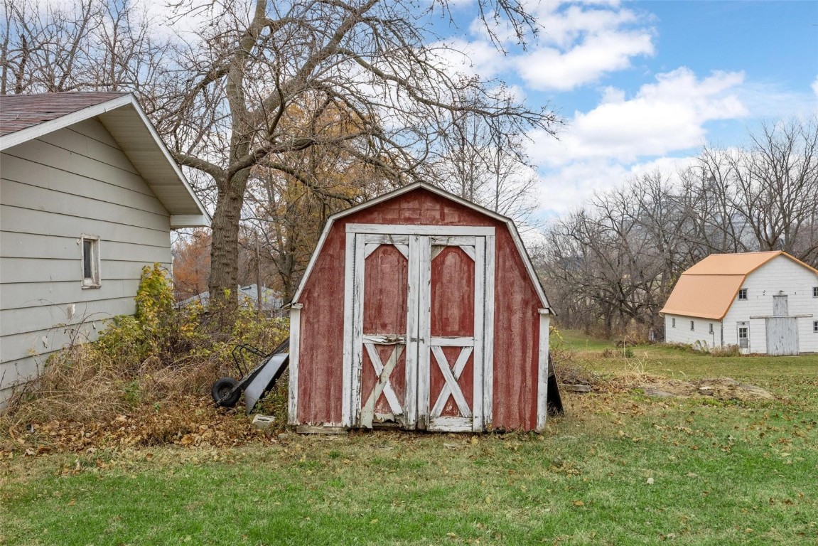 320 East Street Tipton IA 52772