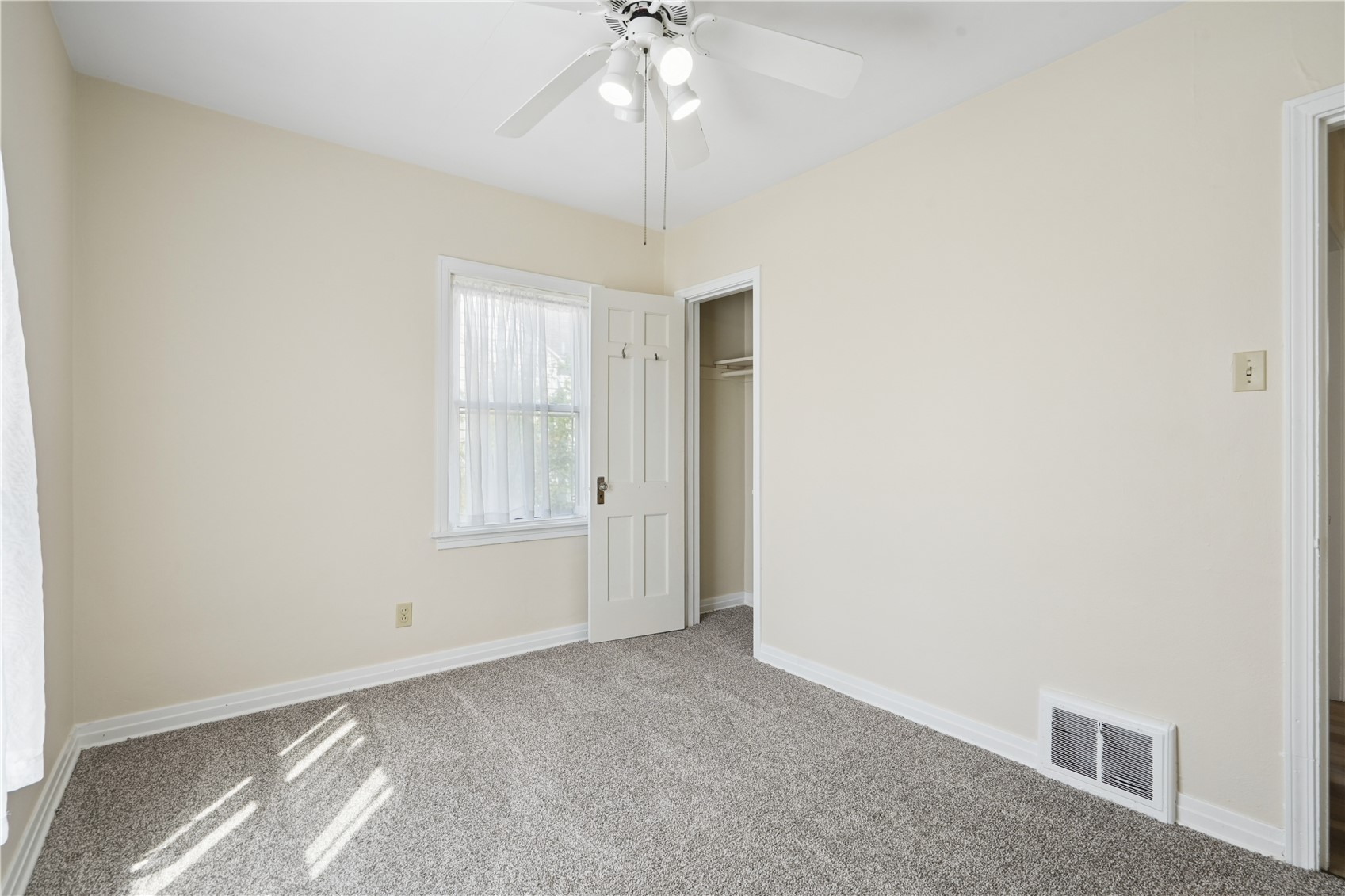 141 18th Street SW Cedar Rapids IA 52404