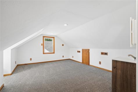141 18th Street SW Cedar Rapids IA 52404
